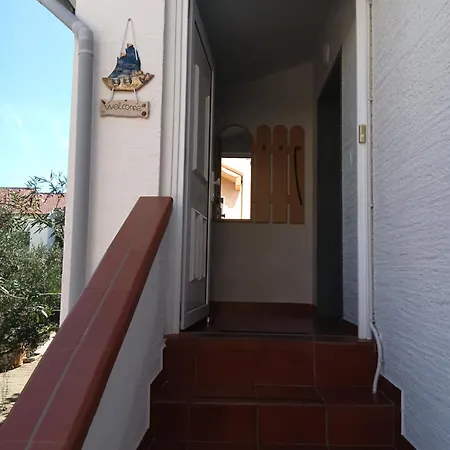 Apartament Eklis Mandre