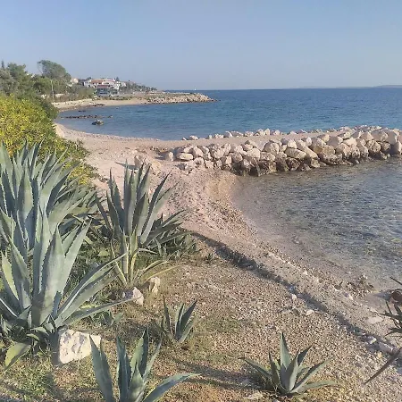 Apartament Eklis Mandre