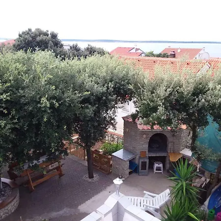 Eklis Apartament Mandre