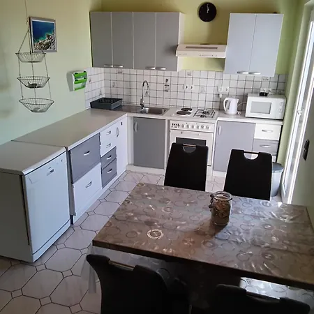 Eklis Apartman Mandre