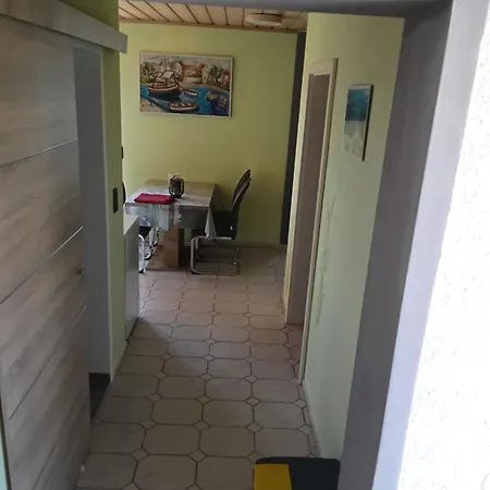 Eklis Apartman *