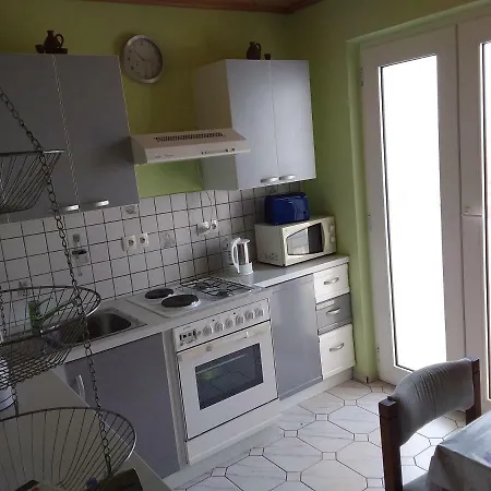 Eklis Apartamento