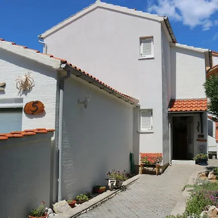 Apartment Eklis