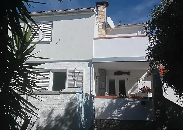 דירה Eklis