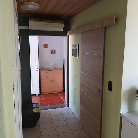 Eklis דירה מאנדרה